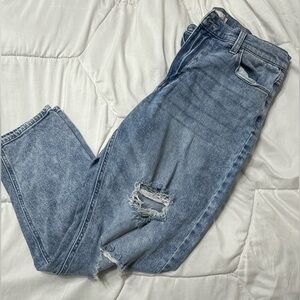 Juniors SO jeans size 13/31W Low Rise Boyfriend